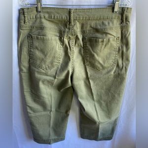 Capris; Sonoma; Size 10; Olive green